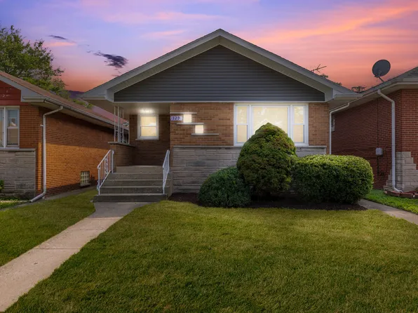 329 153rd Pl, Calumet City, IL 60409