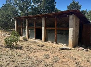 83 Hough Ln, Pie Town, NM 87827