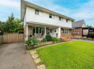 69 Tollgate Rd, Brantford, ON N3R4Z5