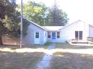 5428 W Greendale Ct, Mount Pleasant, MI 48858