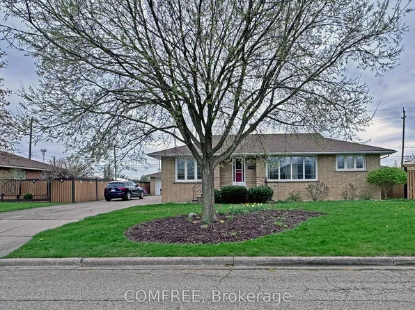 2387 Westcott Rd, Windsor, ON N8W 4K6