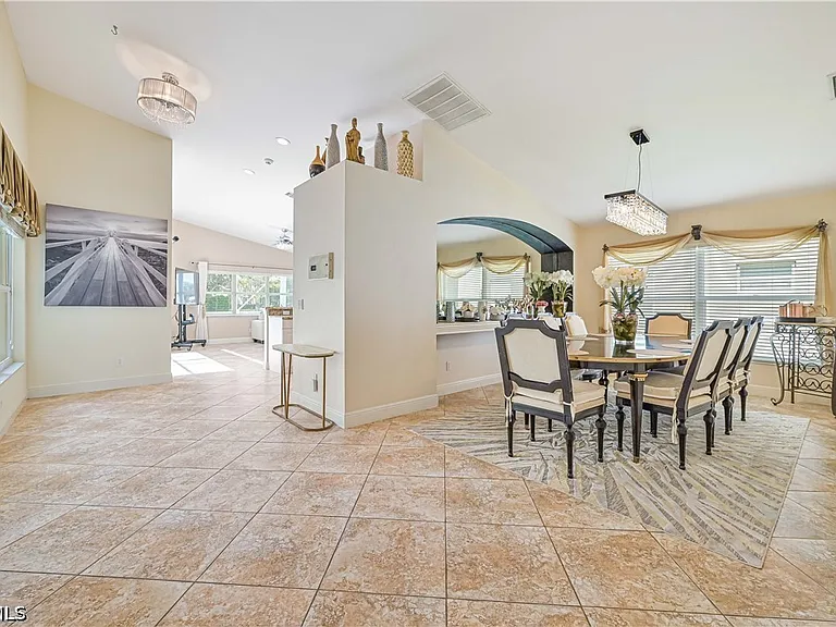 14980 Lake Olive Dr — Photo 8