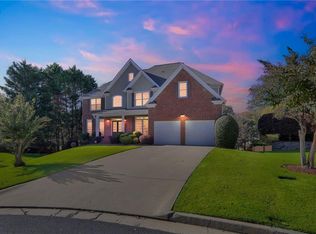 410 Fox Chase Cir, Alpharetta, GA 30005