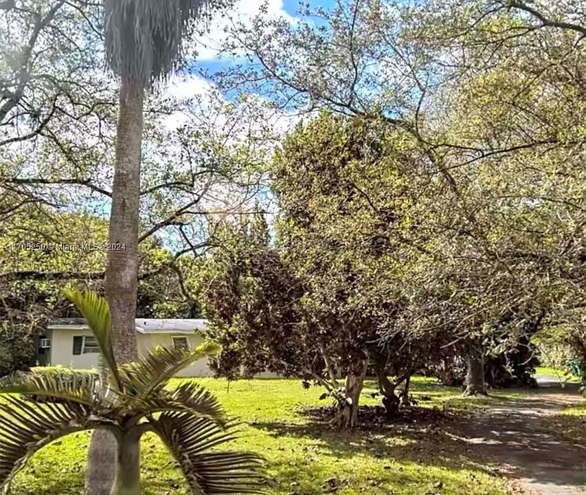 2nd image of 9830 SW 114th St