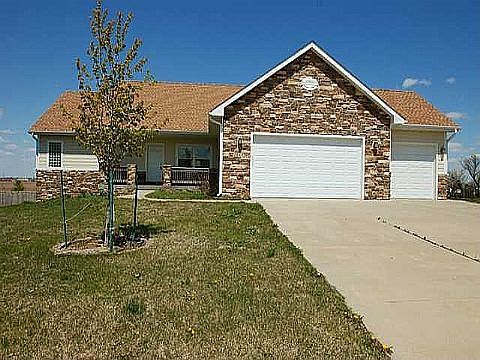2nd image of 10435 Stonecrest Dr