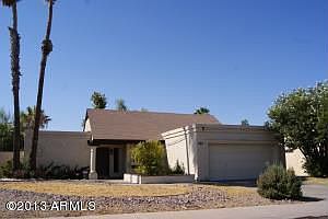 1st image of 933 E Wickieup Ln
