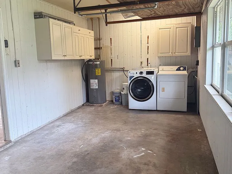 2588 Colorado St — Photo 23