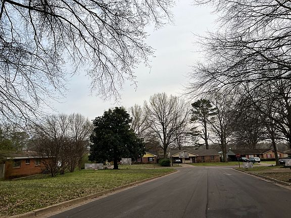 4th image of 7756 Deerfield Cv