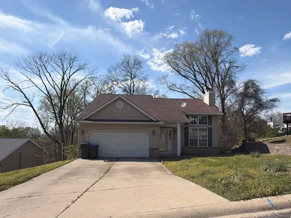 2213 Stone Gate Dr, Dupo, IL 62239