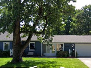 3208 S 4th St, Southern View, IL 62703