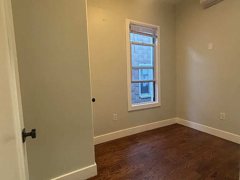 112 Duncan Ave #C — Photo 8