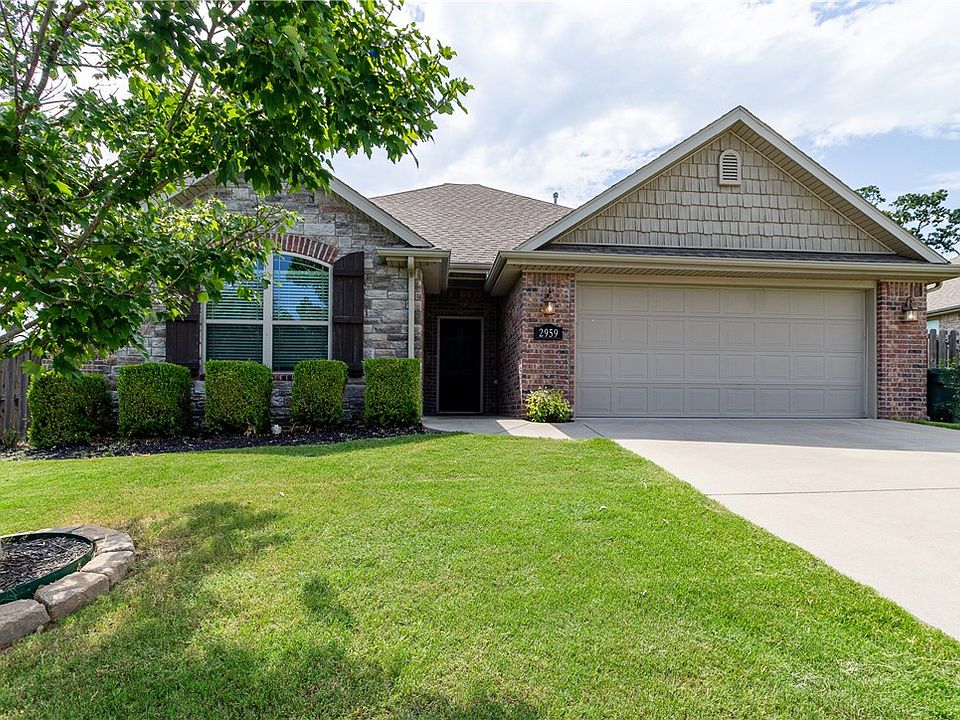 1st image of 2959 N Cassius Ln
