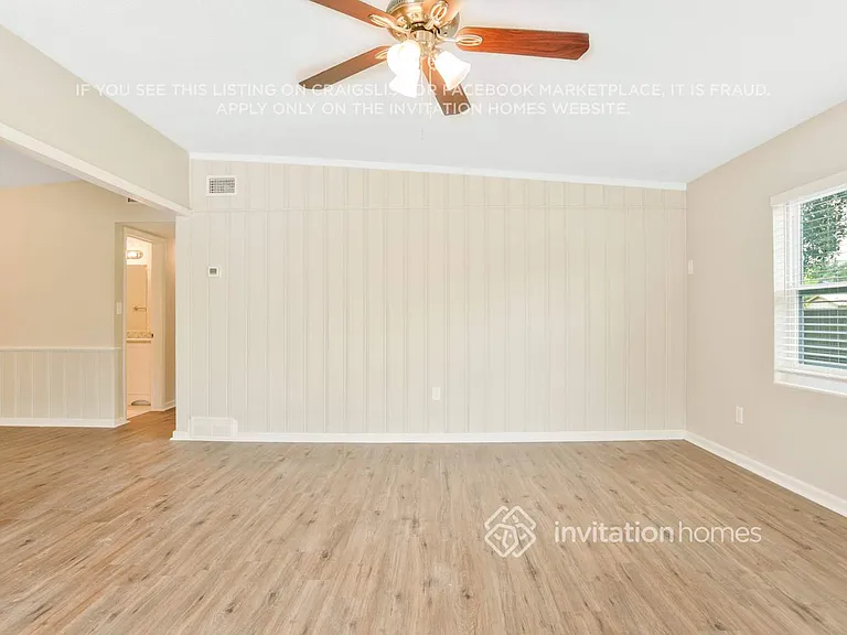 1726 Diamond Dr — Photo 5