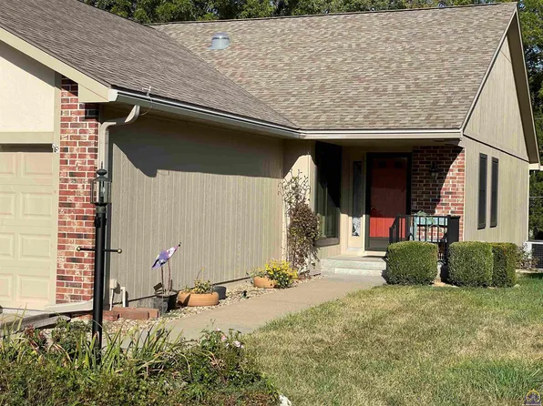 2632 SW Arrowhead Rd #B, Topeka, KS 66614