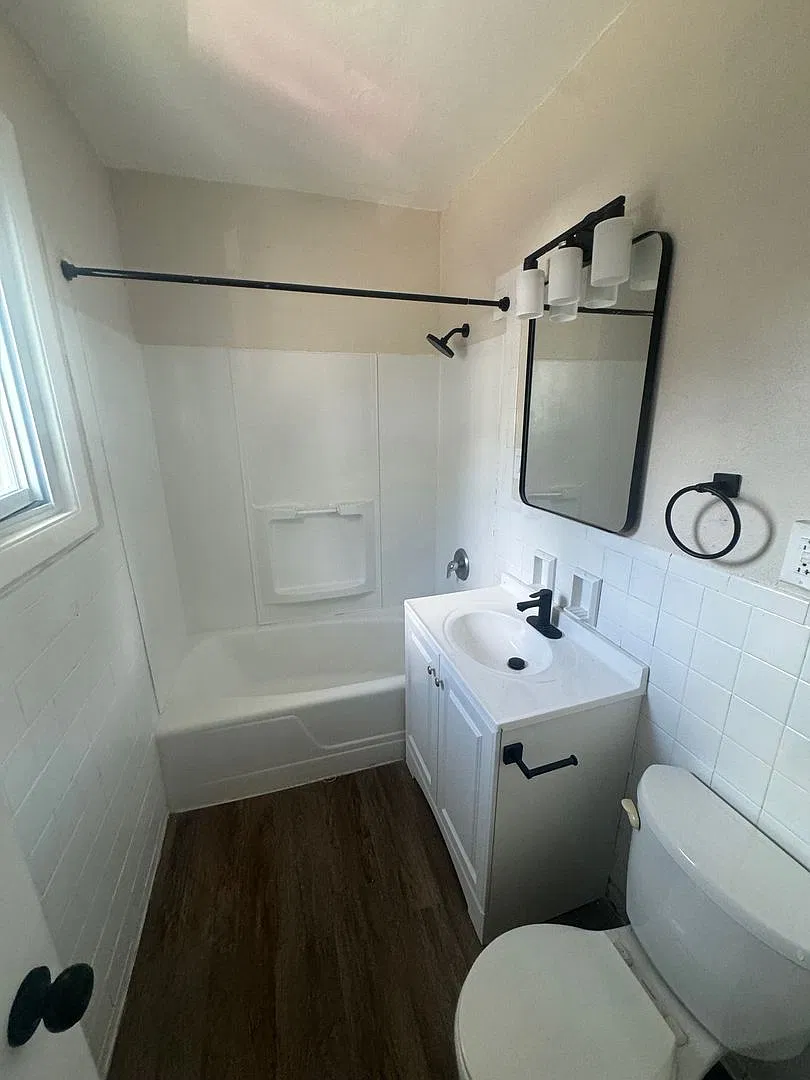 Beautifully Updated 2BR Home in McKees Rocks, Section 8 Considered!! — Photo 3