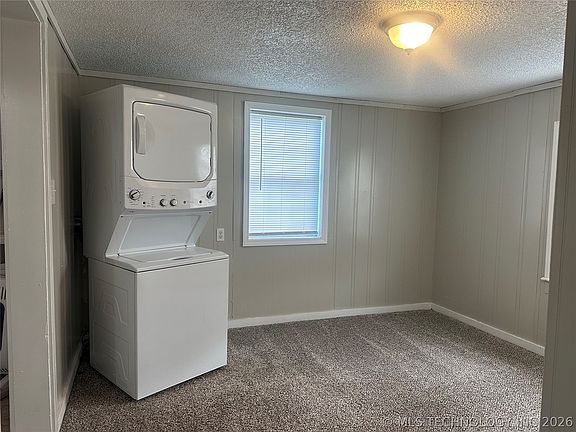 5th image of 1106 N Sherman Ave