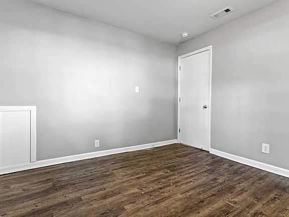 5th image of 3112 Berry Ct #3