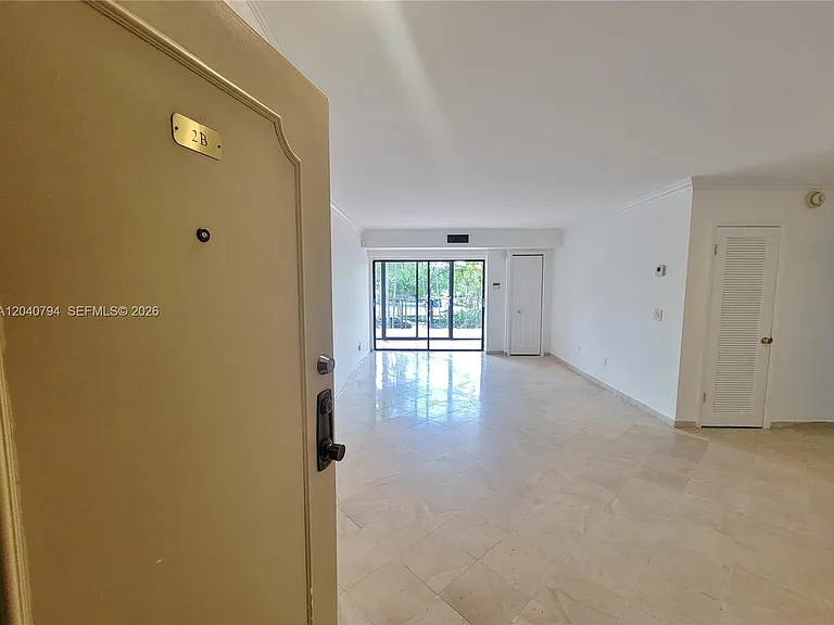 77 Crandon Blvd #2B — Photo 32