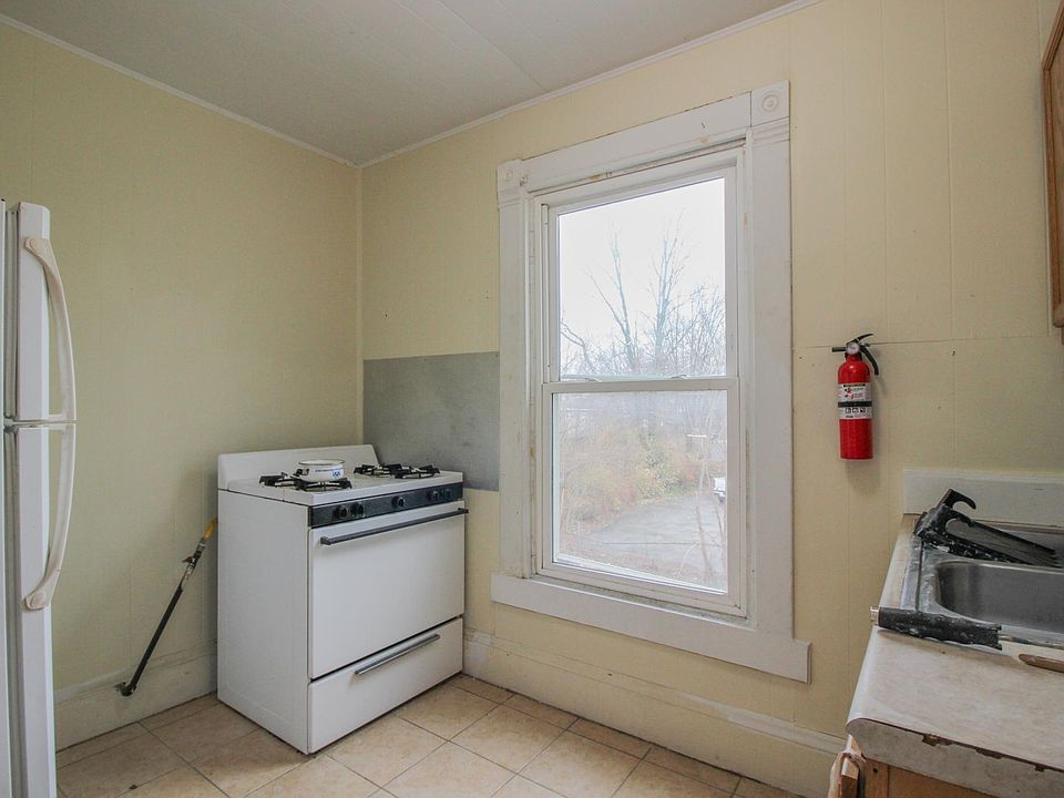 2nd image of 1308 Anthony St #200-A