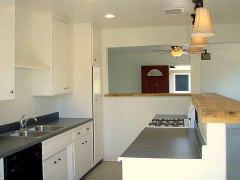 3rd image of 680 W 18th St