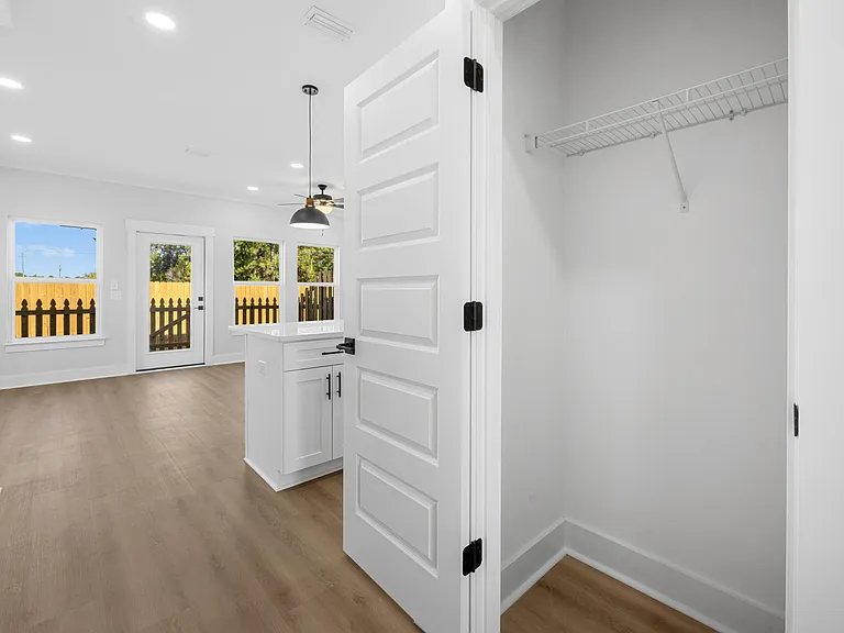 710 Dale Pl #3 — Photo 16