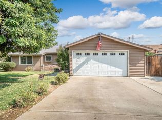 535 Scott Ave, Clovis, CA 93612