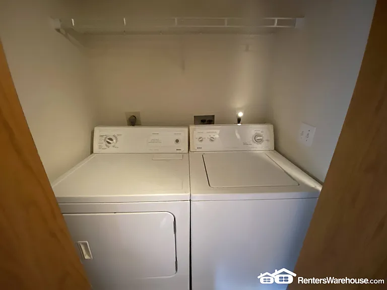 737 Kitterman Cir — Photo 9