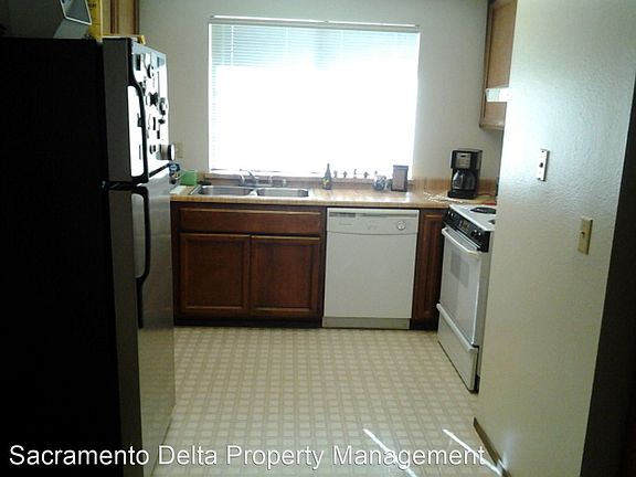 3rd image of 301 Jesse Ave