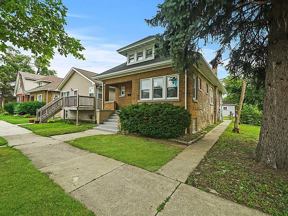 3rd image of 157 S 22nd Ave