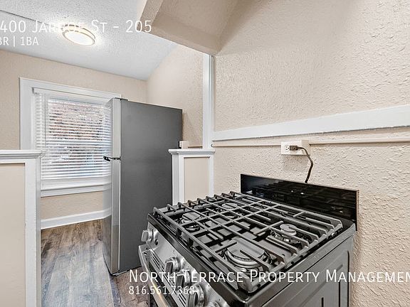 4th image of 4400 Jarboe St APT 205