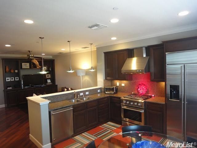 1st image of 6105 Lonetree Blvd