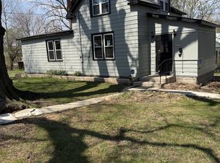 105 N Pearl St, Willow Springs, IL 60480