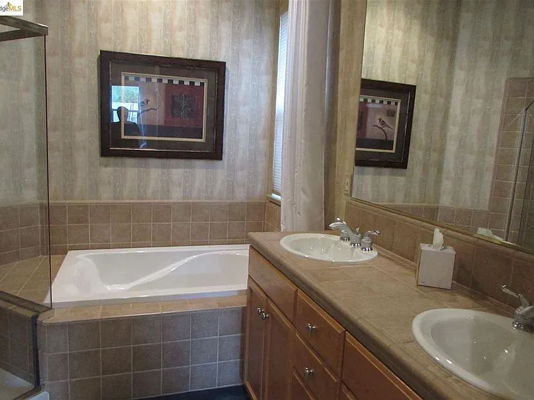 5409 Ardara Way — Photo 10