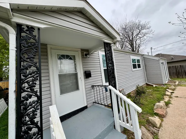 1127 E Pacific Street, Springfield, MO 65803