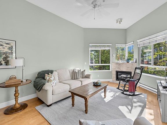 5th image of 128 W 8th St #413