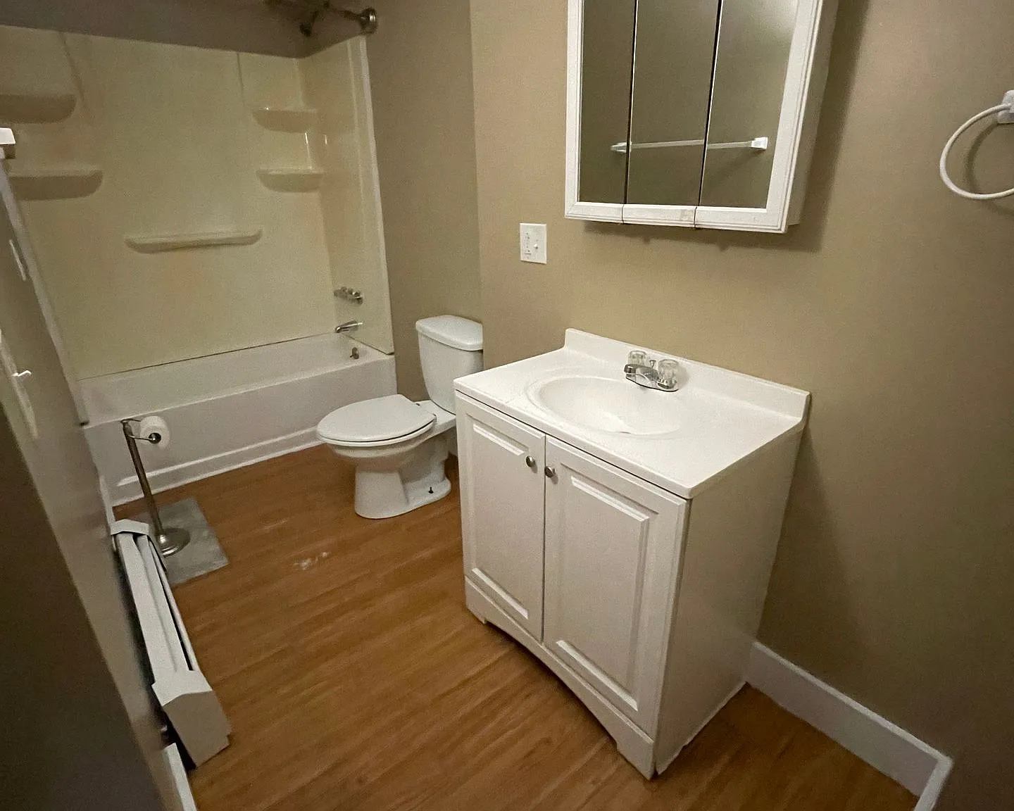 7 Park Place — Photo 4