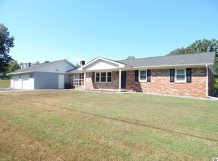 2929 Griggstown Rd, Calvert City, KY 42029