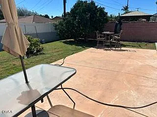 3 bed, 2.0 bath, 1145 sqft, $3,500 — Photo 2