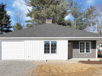 190 Meadow Dr NE, Hanover, OH, 43055