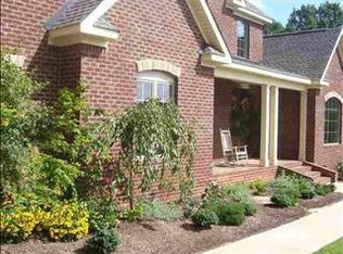 430 Winesap Rd, Duncan, SC 29334