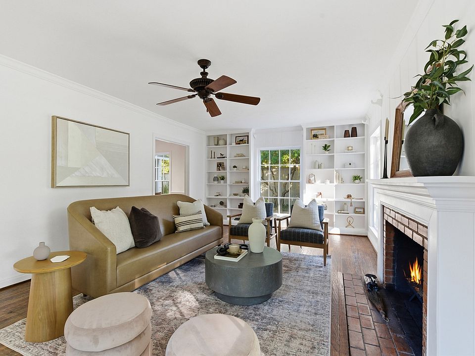1st image of 4224 Pershing Ave