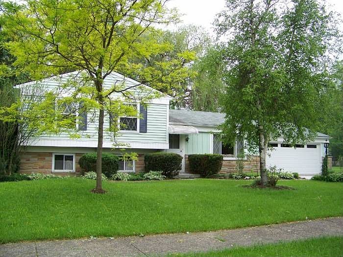 1st image of 26907 Southwood Ln