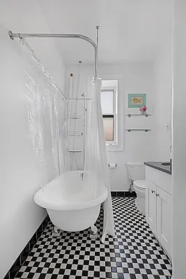 Rented by Compass | media 12