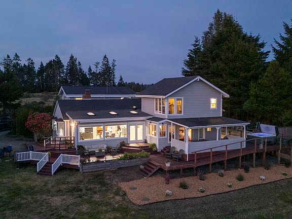 3rd image of 32751 Navarro Ridge Rd