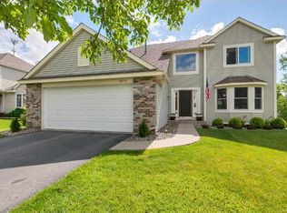8476 Bechtel Ave, Inver Grove Heights, MN 55076