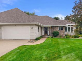 1051 Hearthstone Pl, Plover, WI 54467