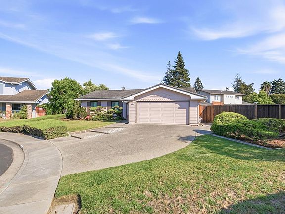 3rd image of 5342 Westbury Ct