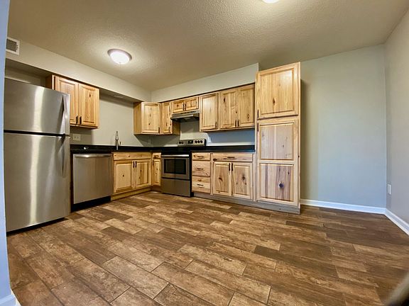 4th image of 959 W 42nd St APT 303