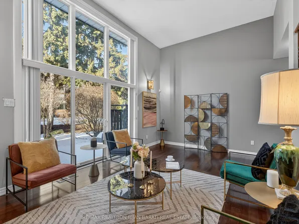 79 Scenic Mill Way, Toronto, ON M2L 1S9