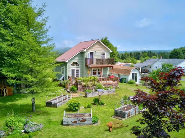 1123 Highway 2, Five Islands, NS B0M 1K0